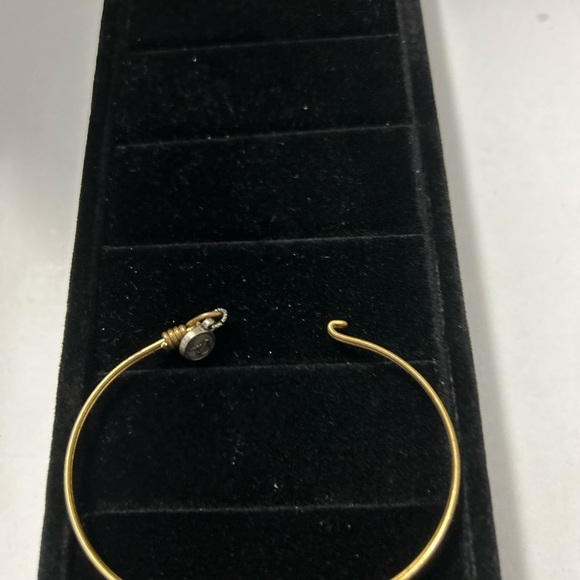 Luca & Danni Women’s Lady Bug Wire Bracelet - Picture 4 of 7